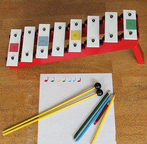 xilofon színesceruzákkal